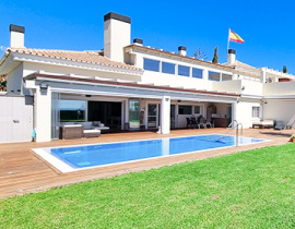 Find Your Spanish Dream Home: Properties with Gardens