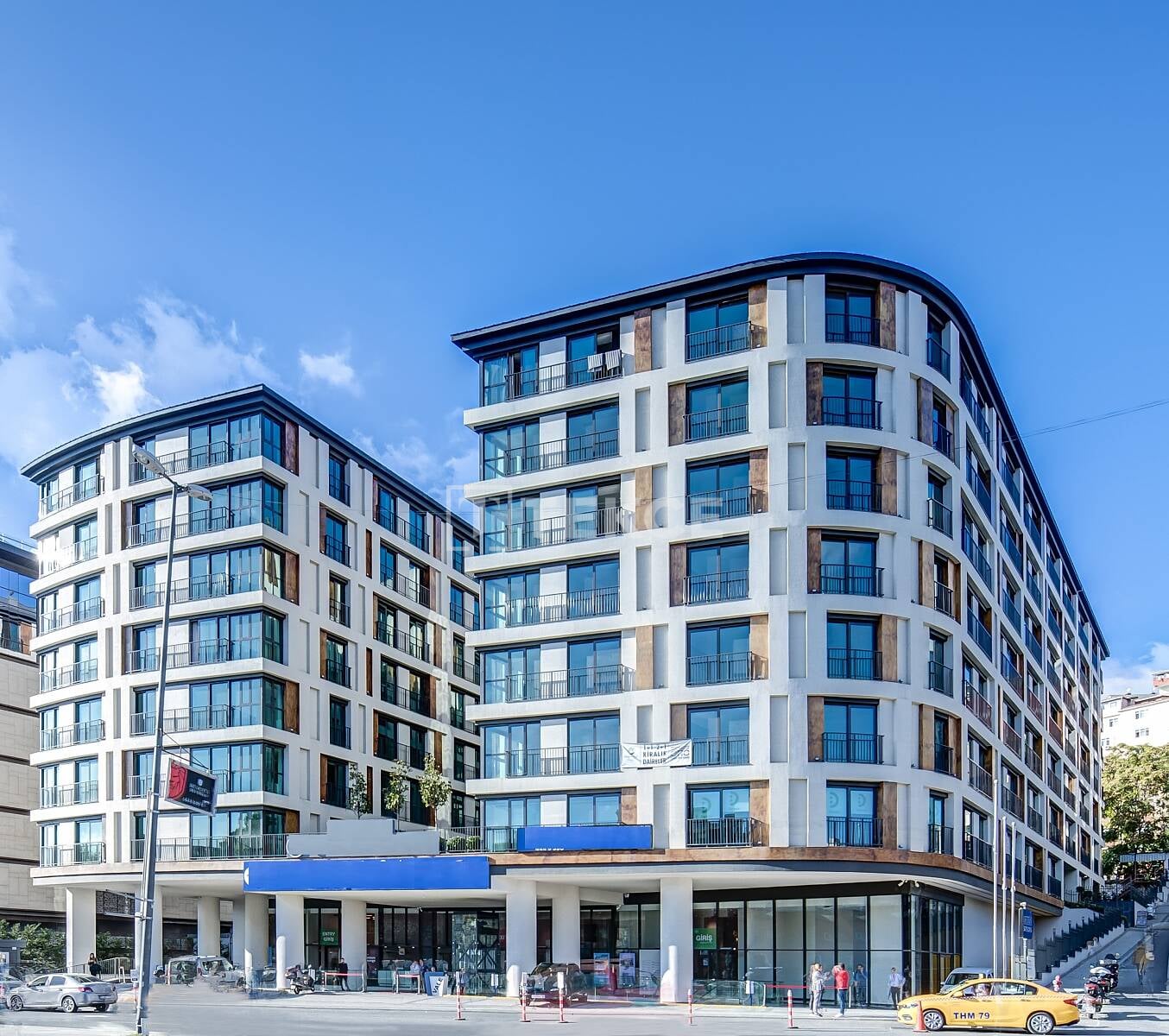 Properties in a Secured Complex with Pool in Beyoğlu İstanbul