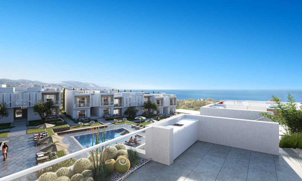 Kuzey Kıbrıs Girne'de Havuzlu Site İçi Deniz Manzaralı Daireler
