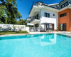 Modern Villas with Detached Pool and Parking in Fethiye Çiftlik 1