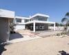 New Villa with a Pool Near the Beach in İzmir Çeşme 1
