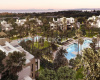 Flats in Complex with Large Garden Close to Beach in Estepona 3