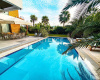 Detached Villa with Pool in Çeşme İzmir Close to Ilıca Beach 4