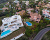 Luxury Villa with Rich Amenities in a Prime Area in Benahavis 7