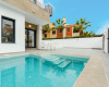 Detached Villas with Pools and Parking in Torrevieja Alicante