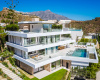 Golf Frontline Villa with Amazing Entertainment Areas in Benahavis 3