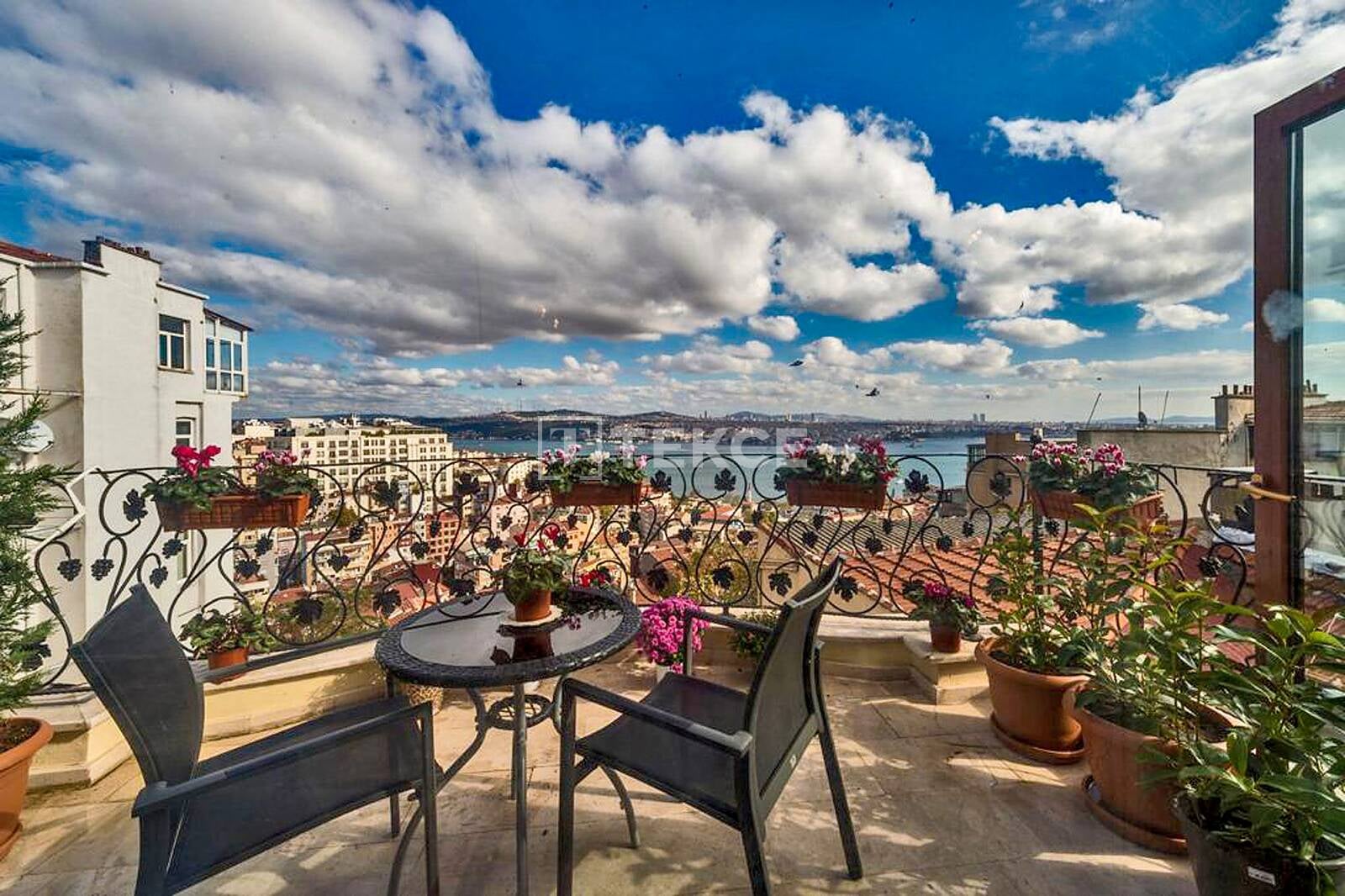 Bosphorus View Hotel 250 m from the Metro in İstanbul Beyoğlu