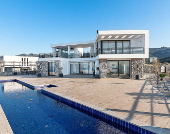 Vrijstaande Villa's Aan Zee In Noord-cyprus Girne 1