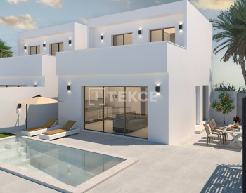 Trendige Freistehende Villa Mit Pool Und Garten In Alicante 2