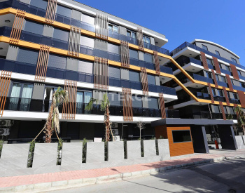 Wohnung In Einer Anlage Mit Innenparkplatz In Muratpaşa Antalya 1