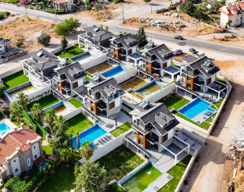 Ölüdeniz Ovacık'ta Geniş Bahçe Kullanımlı Müstakil Villalar 8