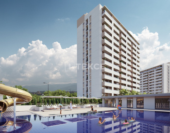 Mersin'de Deniz ve Şehir Manzaralı Kapsamlı Projede Daireler 3