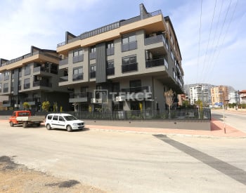 Sarısu Konyaaltı 综合楼内的公寓，设有室内停车场 3