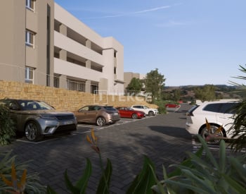 Estepona'da Doğa İle İç İçe Golf Sahalarına Yakın Daireler 5