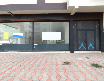 Commercial Property with Spacious Car Parking Area in Mersin 1