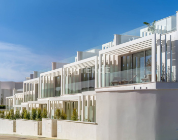 Special-design and Well-located Houses in Cádiz Andalucia 8