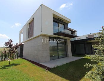 Villas for Sale with Lake View in Ankara Gölbaşı 3