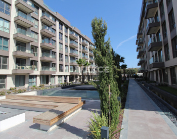 Apartment in a Prestigious Complex in Buyukcekmece Istanbul 2