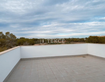 Key-ready Villa with a Pool Near to the Beach in Alicante 7