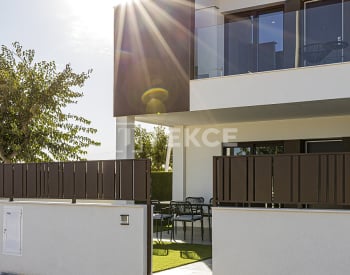 Contemporary Apartments with Communal Pool in Pilar De La Horadada 1