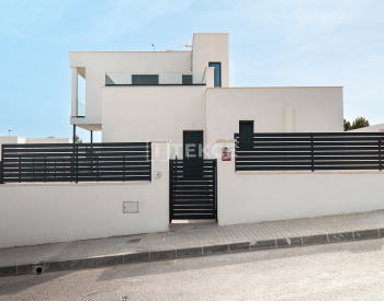 Customizable Villa in Scenic Polop with Sea Views 1