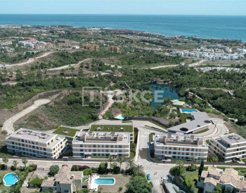 Apartments in Estepona with Terraces That Overlook the Sea 5