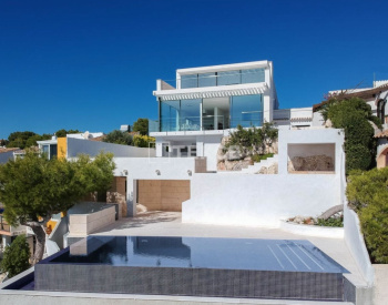 Sea View Villa in a Prime Location of Javea Alicante 1