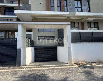 Geräumige Wohnungen In Einer Anlage Mit Pool In Bornova 8