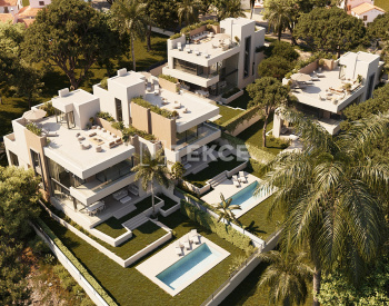 Marbella'da Sahile Yakın Geniş Yeni Müstakil Villalar 7