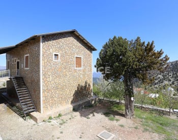 Hus Med Bergsutsikt Och Sammanflätad Natur I Antalya 8