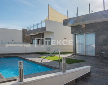 Villas Individuelles De Style Bungalow Avec Vue Sur Le Lac À Orihuela 7
