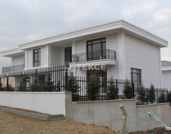 Elegante Freistehende Villen In Prestigeträchtiger Lage In Ankara 1