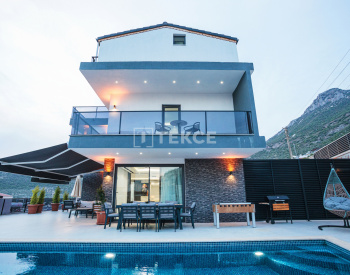 Equipped House with Unobstructed Sea View in Kaş Kalkan 2