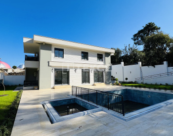 Villa Avec Piscine Et Jardin Privés Dans Le Centre De Kemer 3