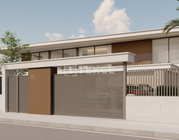 Luxury Properties Near the Beach and Amenities in Cabo Roig 4