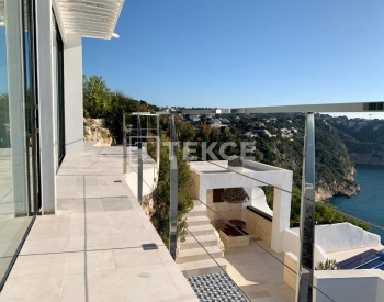 Sea View Villa in a Prime Location of Javea Alicante 20