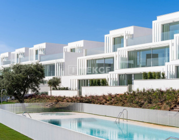 Special-design and Well-located Houses in Cádiz Andalucia 9