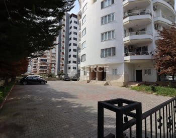 Mersin Mezitli’de Denize Yakın Geniş Oturumlu Eşyalı Daire 6