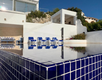 Sea View Villa in a Prime Location of Javea Alicante 4