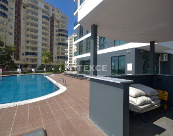 Sea and City View Real Estate in Alanya Mahmutlar 4