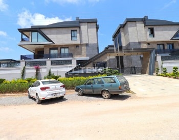 Villor I Antalya Altintas Med Privat Pool Och Inomhusparkering 1
