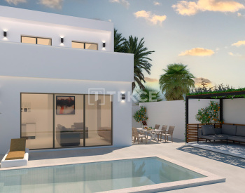 Trendige Freistehende Villa Mit Pool Und Garten In Alicante 3