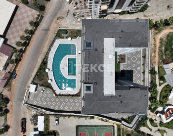 Magnificent Real Estate Within Walking Distance to the Beach in Alanya 2