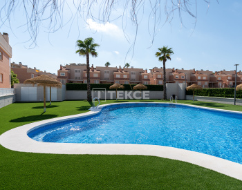 Bungalows Con Diseño Elegante En Gran Alacant Alicante 4