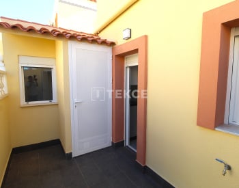 Alicante La Zenia'da Sosyal Olanaklara Yakın Şık Ev 3
