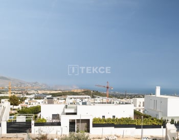 Customizable Villa in Scenic Polop with Sea Views 2