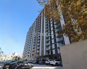 Real Estate in a Complex with Extensive Facilities in Mersin 3