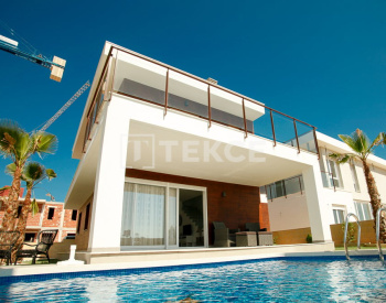 Gran Alacant, Alicante’de Kumsala Yakın Şık Villa 1