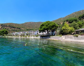 Elegante Villa In Een Project Bij Een Baai In Yalova 6