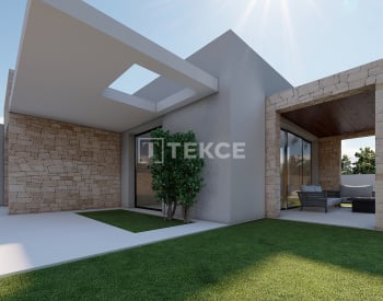 Spacious 3 Bedroom Villa with Private Pool in Calpe 2